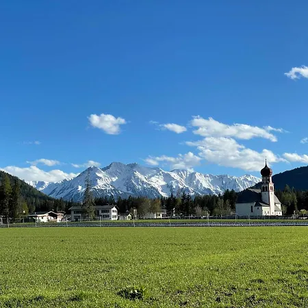 مكان تخييم Europarcs Leutasch-seefeld لوتاش